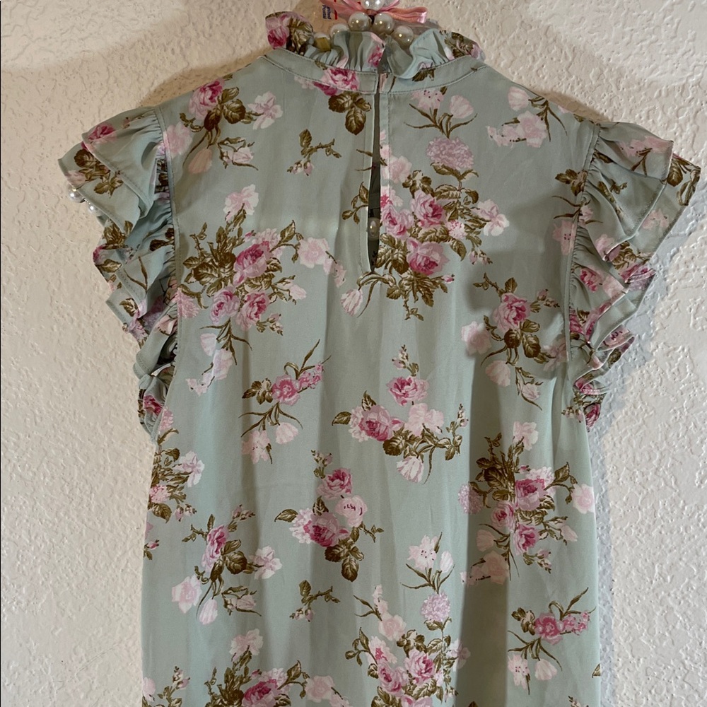 EXPRESS Floral Gramercy Blouse Ruffled Neckline & Flutter Sleeves Size XS NEW - Picture 5 of 10